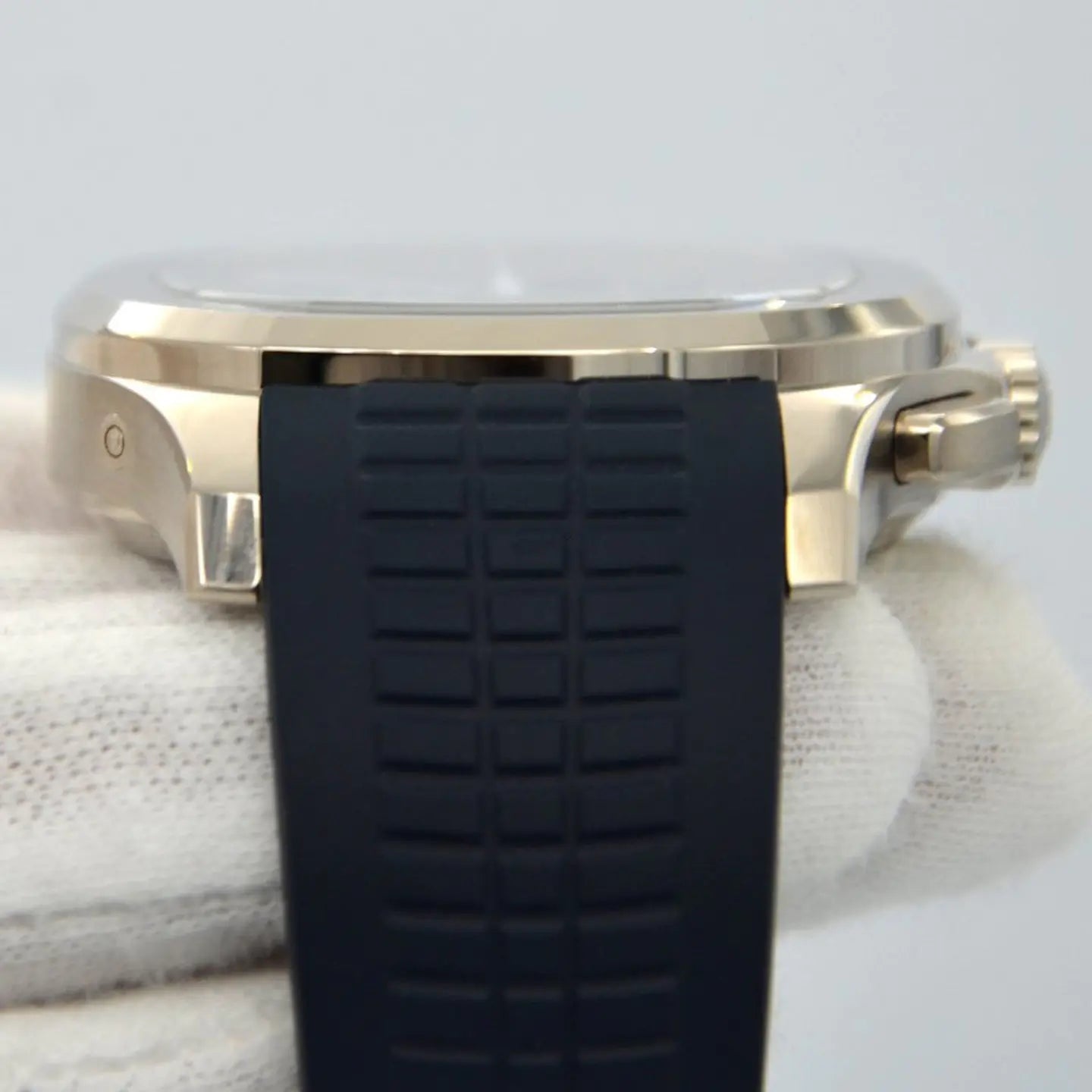 Relógio Geneve Aquanaut 42.2mm + Caixa de Acompanhamento