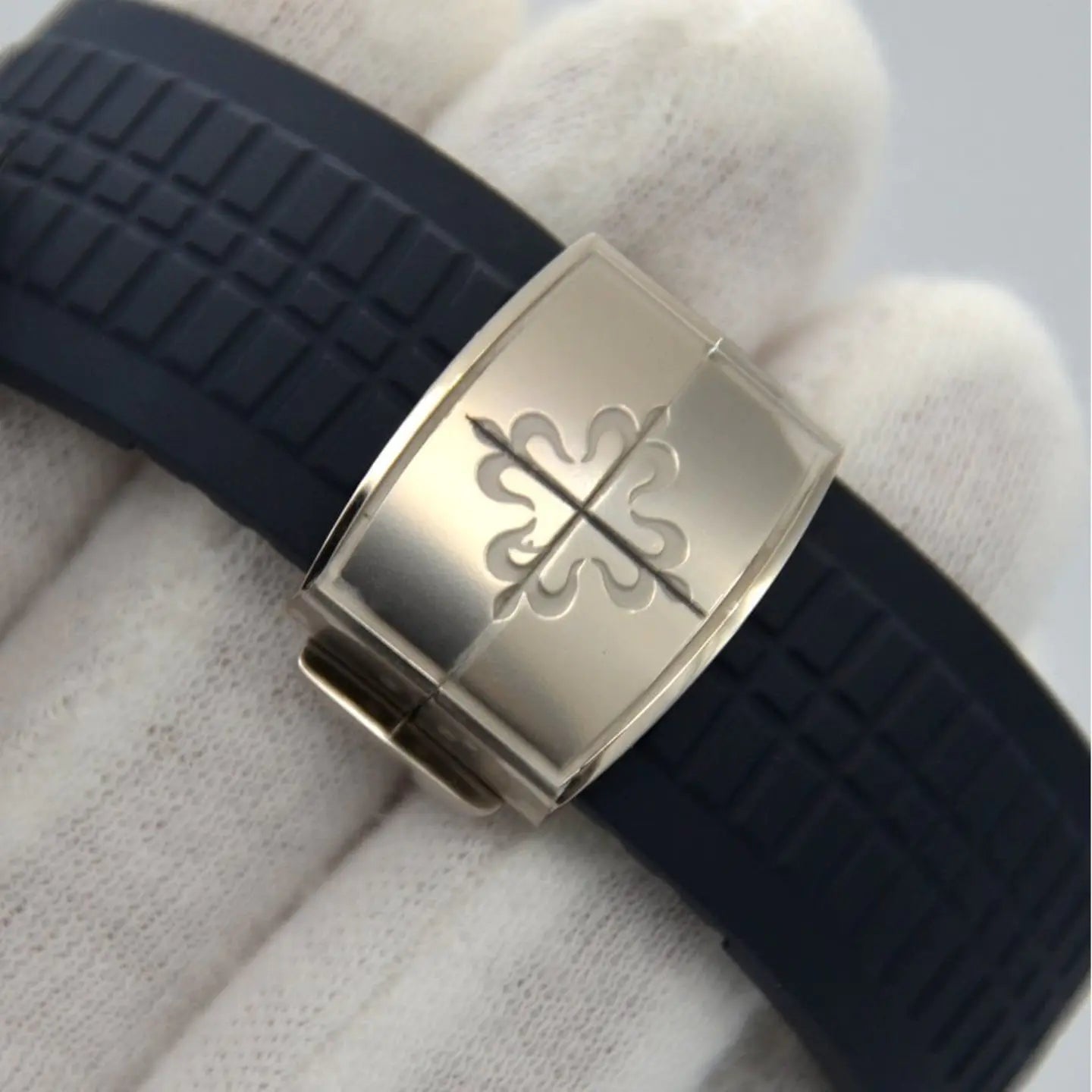 Relógio Geneve Aquanaut 42.2mm + Caixa de Acompanhamento